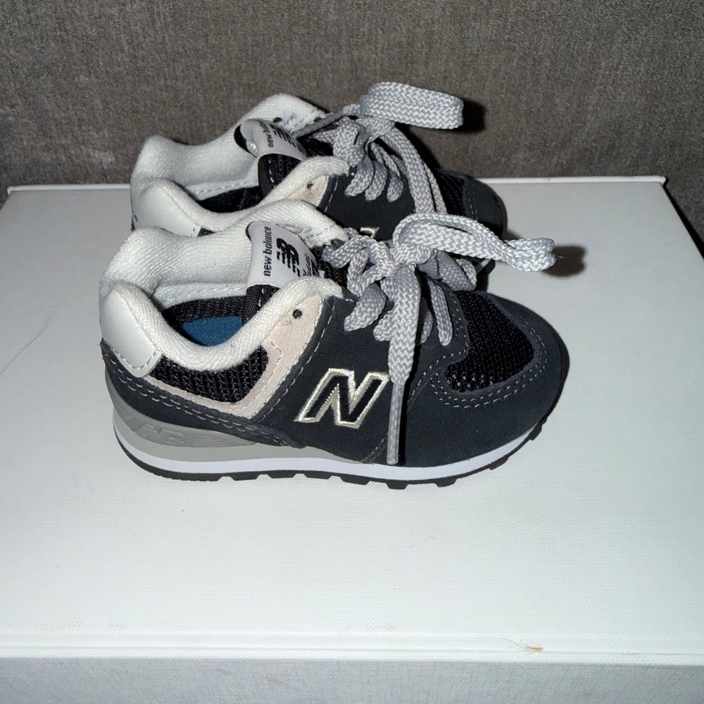 New Balance 574